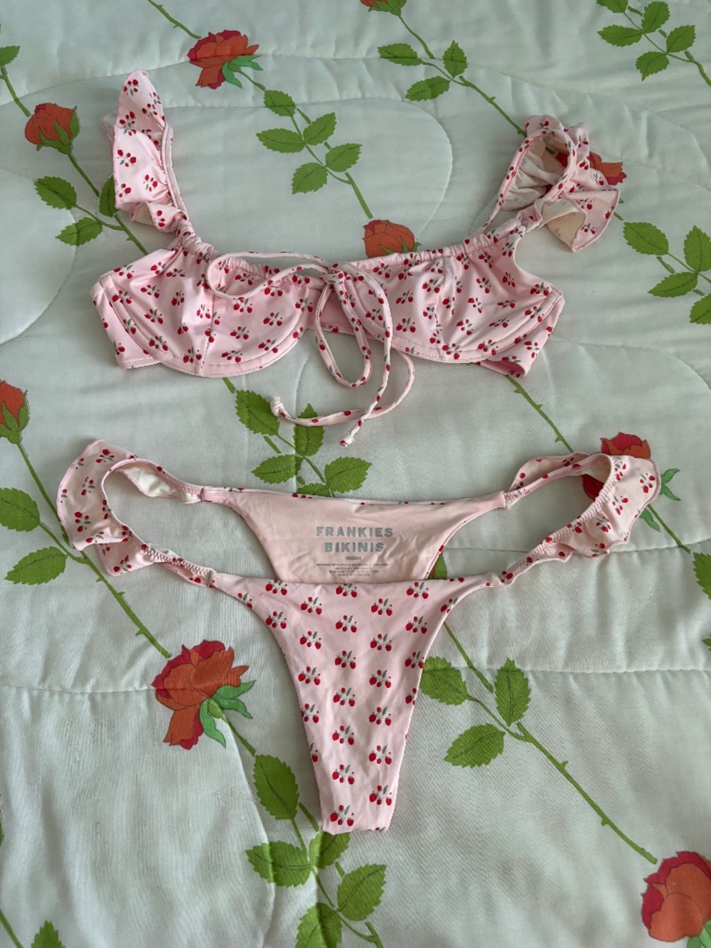 Strawberry Frankie’s Bikinis Set